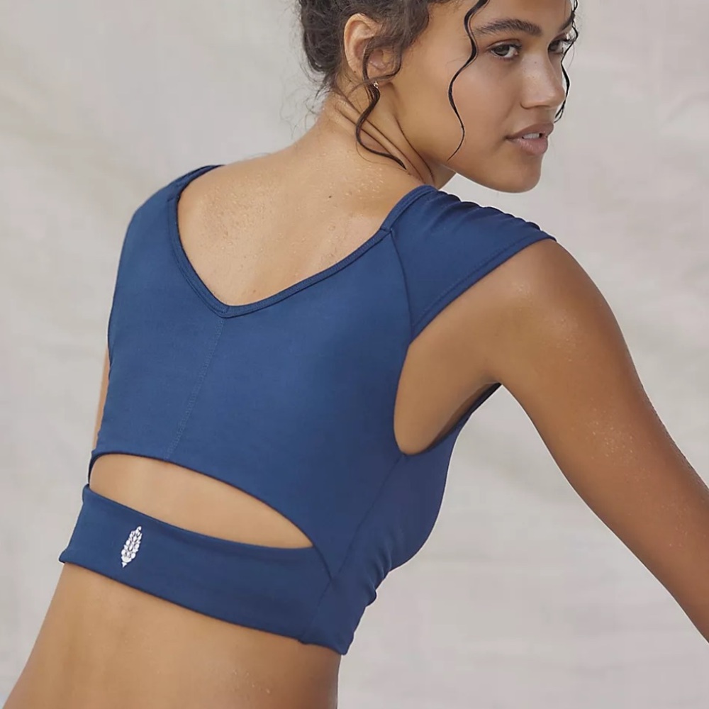 FREE PEOPLE Navy Blue Breathe Deeper Crop Tank